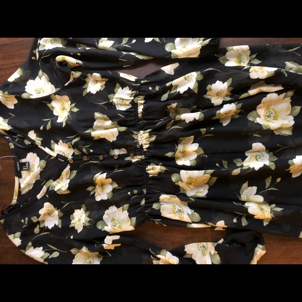 Forever 21 floral black maxi dress - Picture 3 of 4